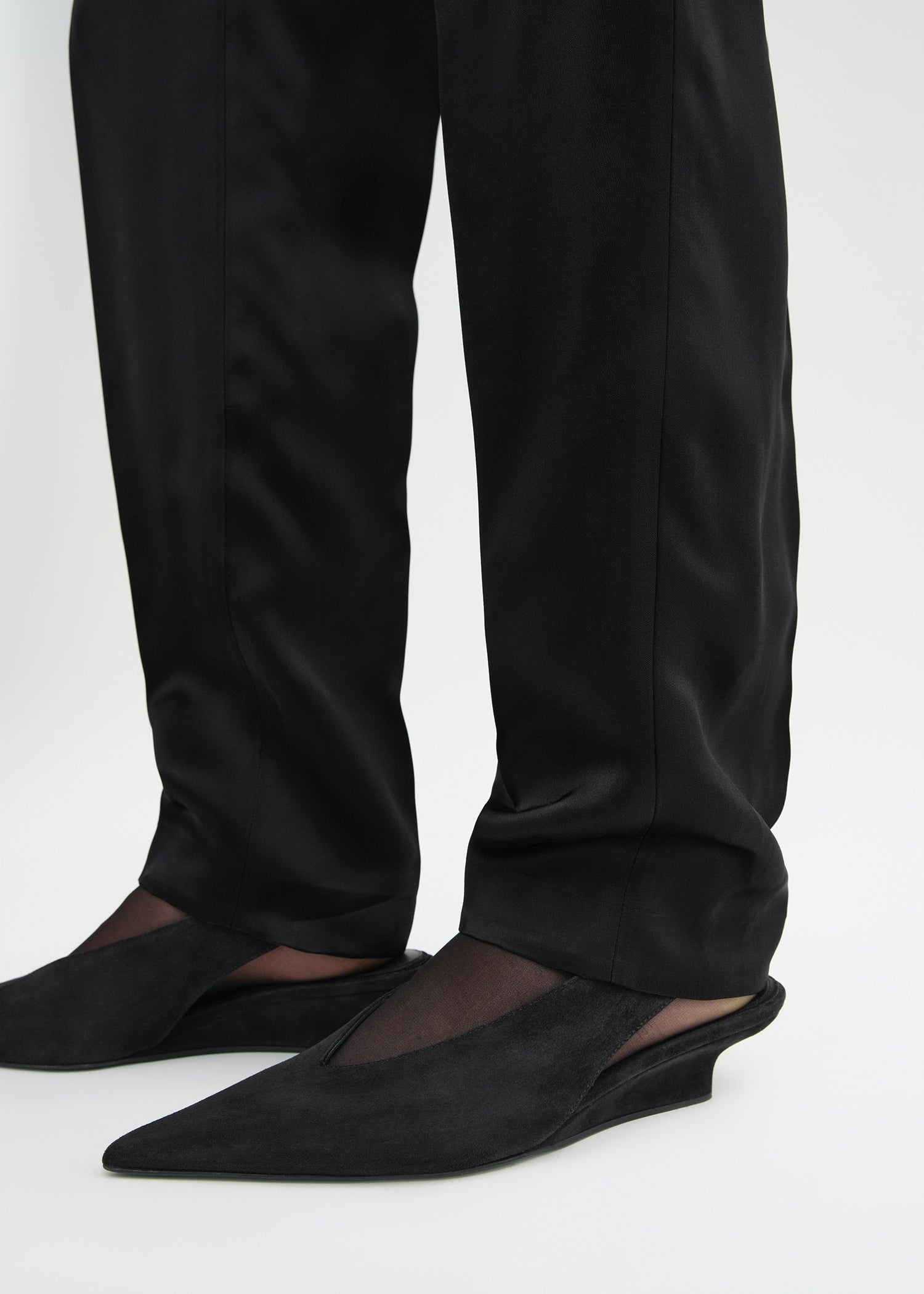 The Suede Wedge-Heel Slingback black - 3