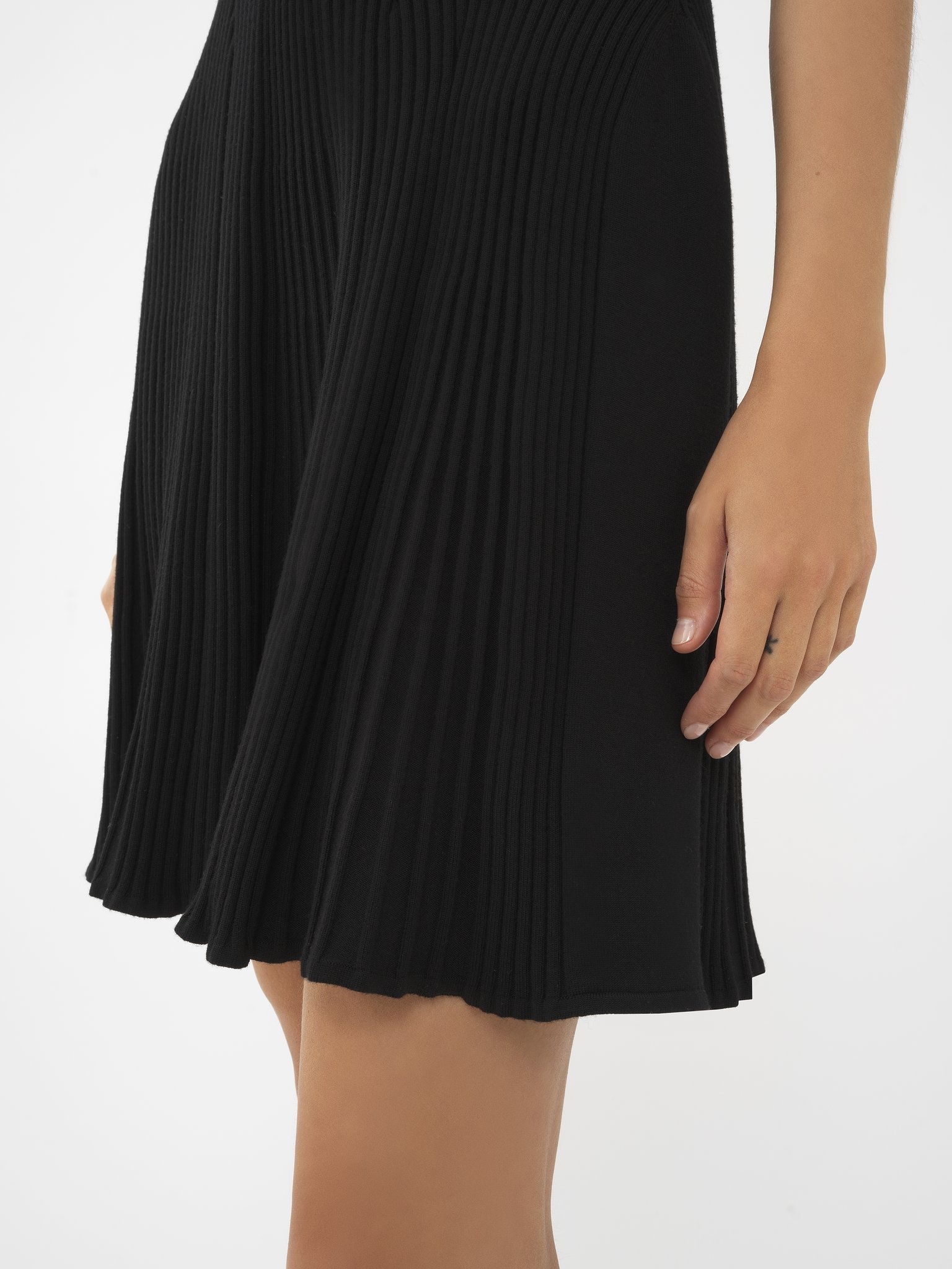 MOCK-NECK MINI DRESS - 7