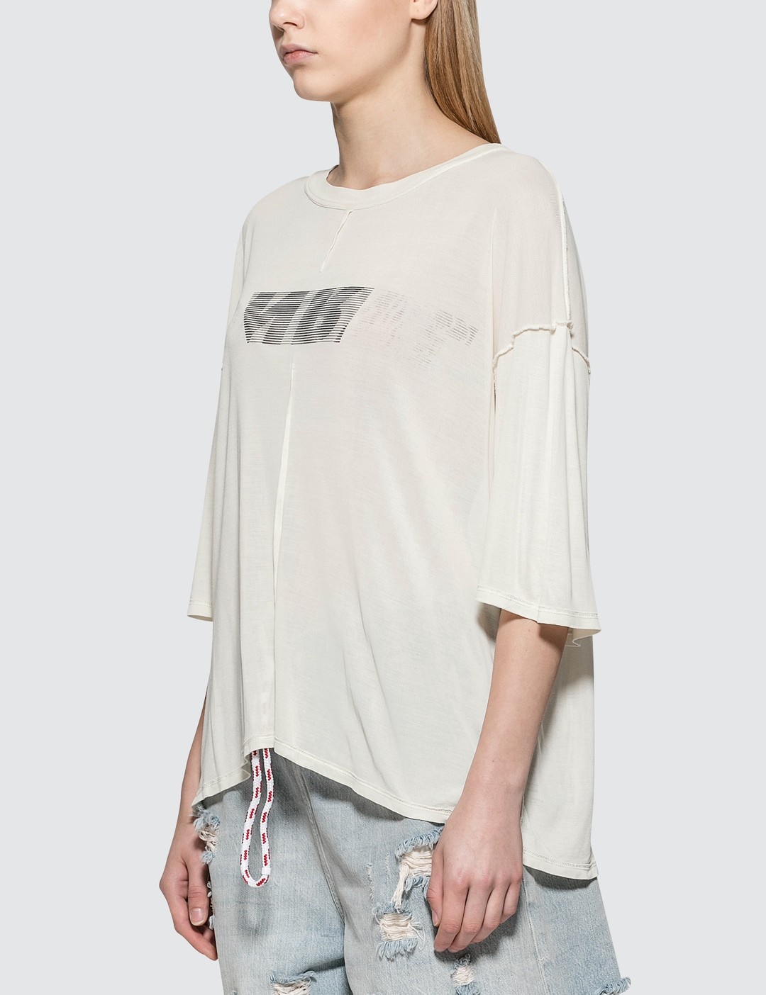 LINES REVERSE V CUT T-SHIRT - 2