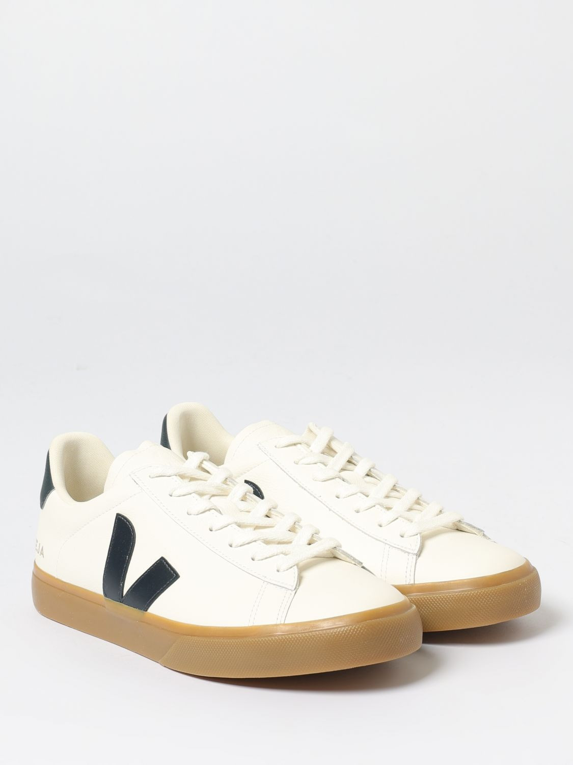 Sneakers men Veja - 2