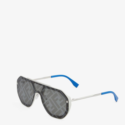 FENDI White sunglasses outlook