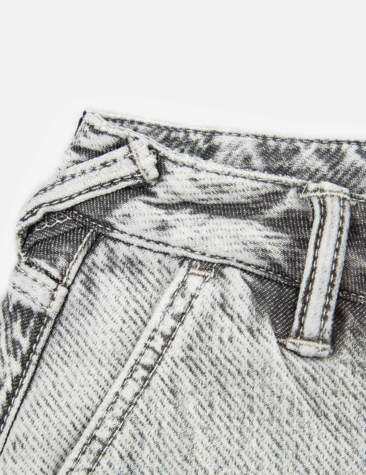 Distressed Bermuda Denim Shorts - 9