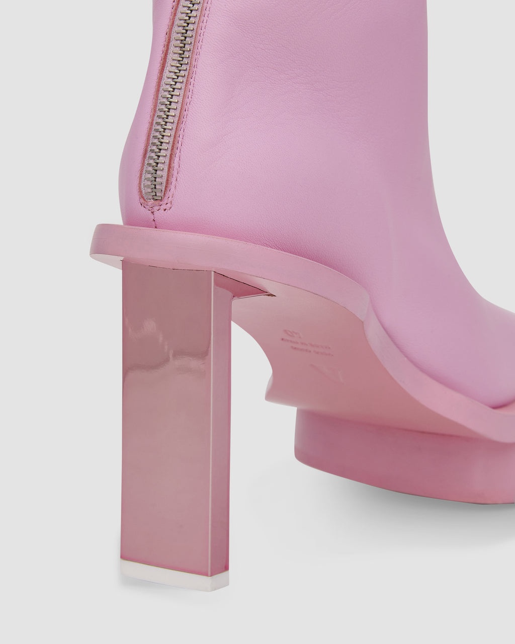 BEE BOOT - 9