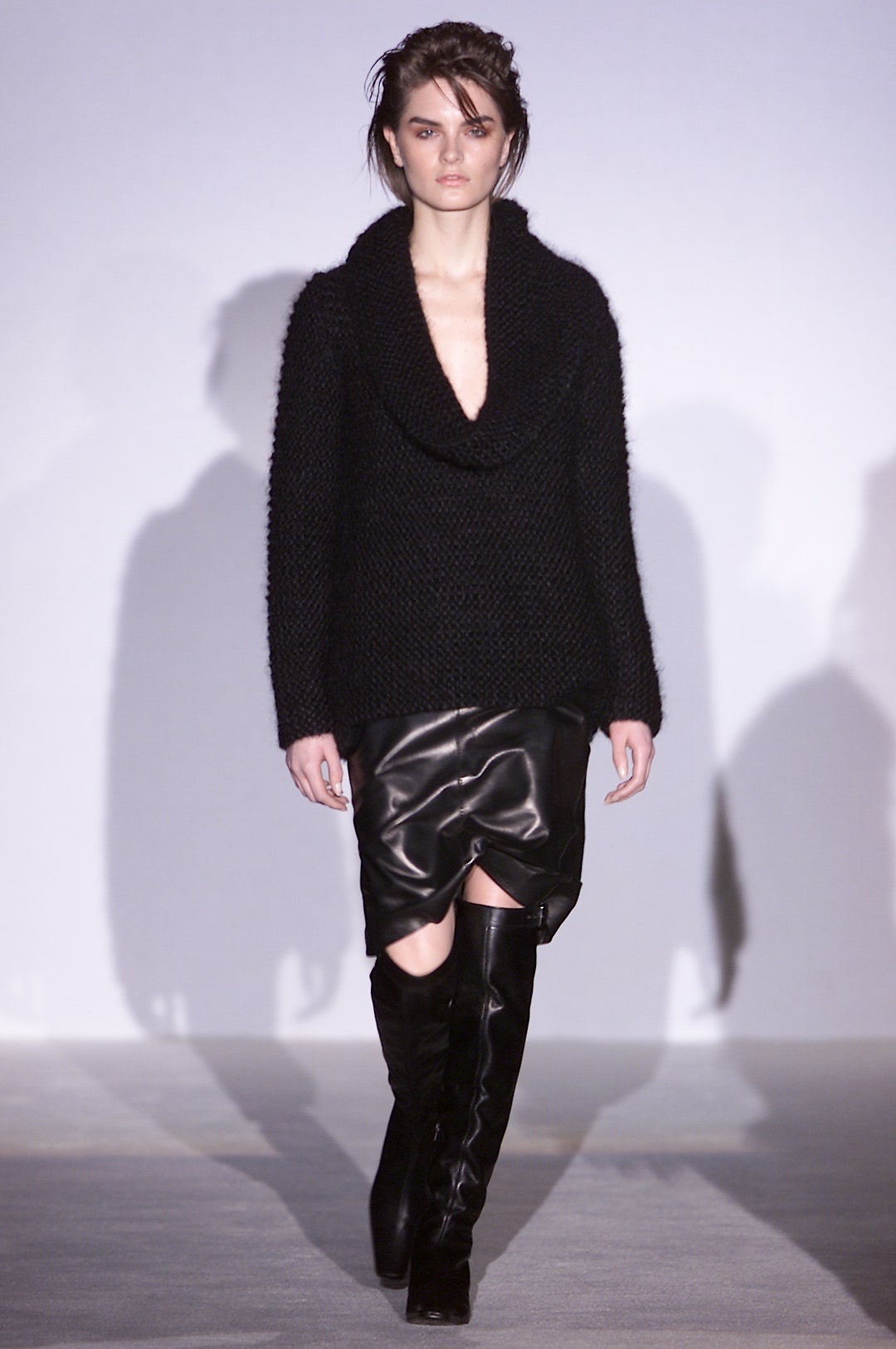 Gucci Fall 2001 Tom Ford Runway Heavyweight Oversized Slouchy Knit Wool Sweater M - 2