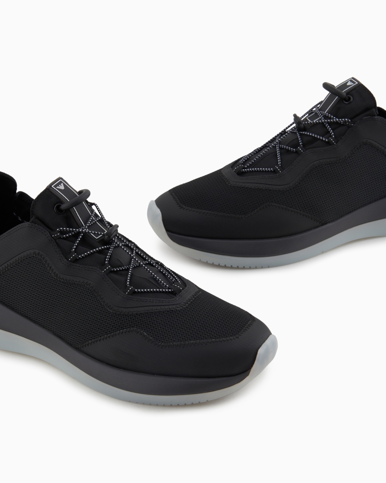 TRAVEL ESSENTIALS MESH SNEAKERS - 5