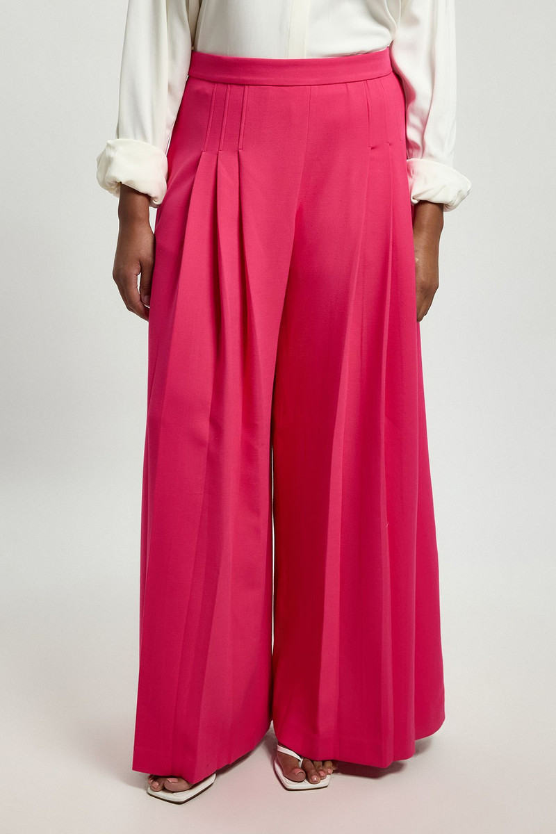 Plus Size Tailored Structured Crepe Pleated Wide Leg Trousers 2