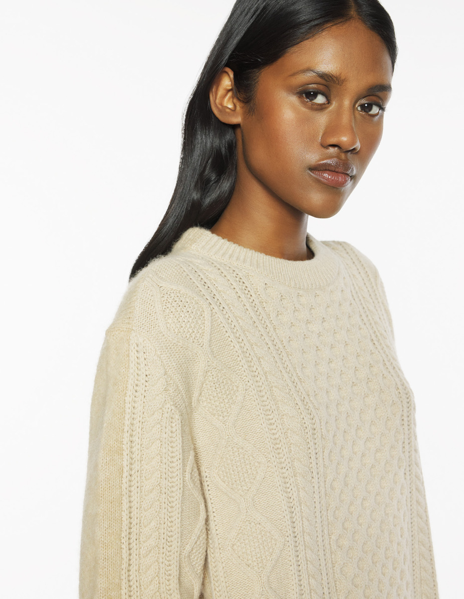 ALPACA CABLE KNIT JUMPER - 4