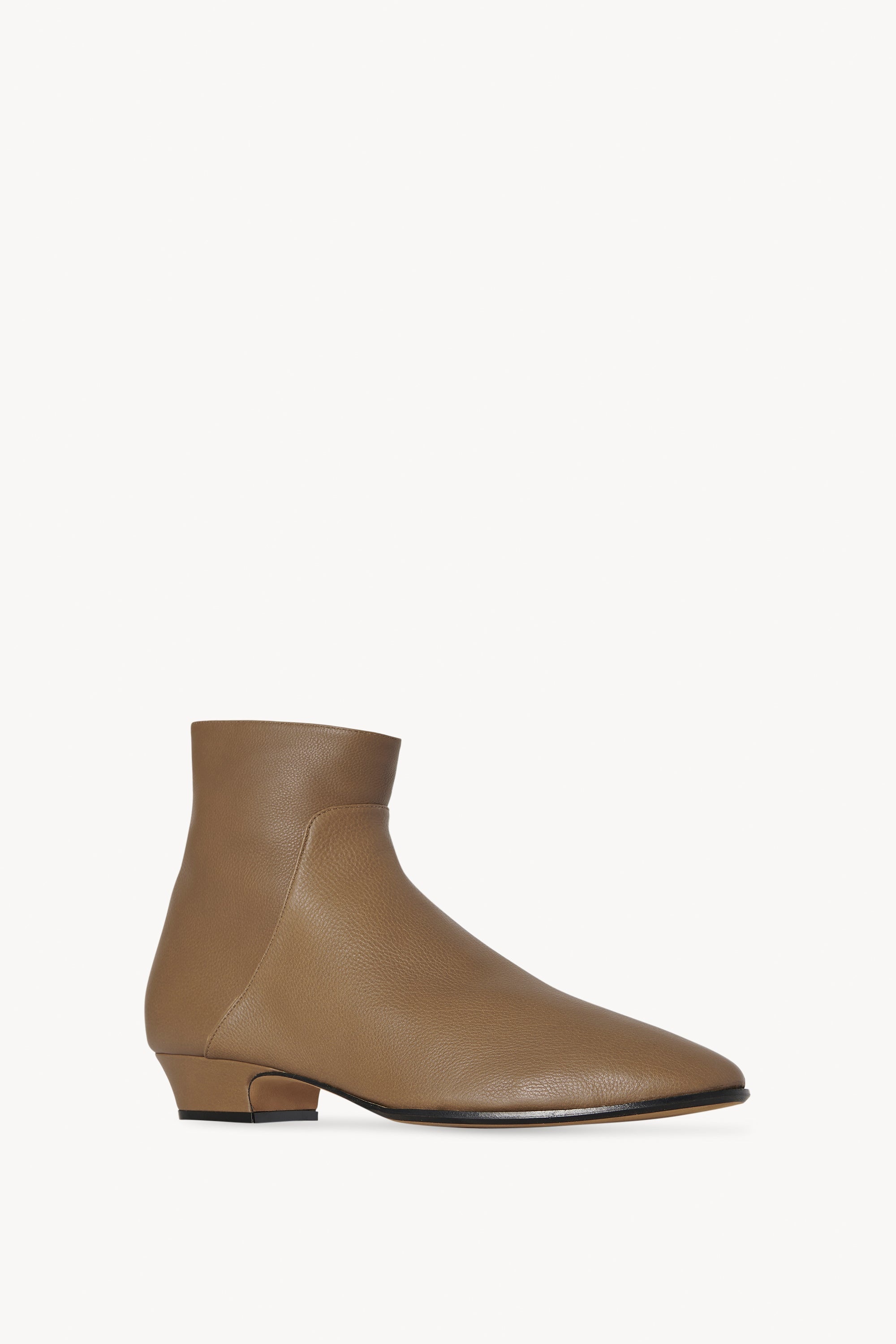 Awar Ankle Boot in Leather - 2