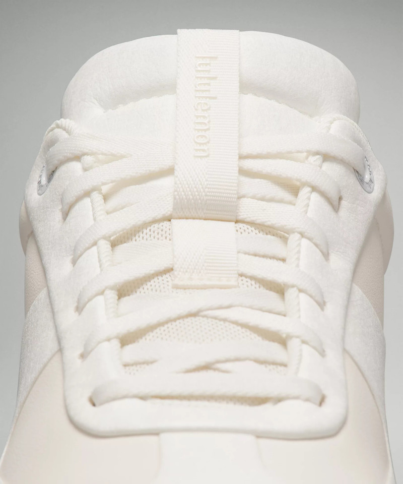 cityverse Men's Sneaker 10