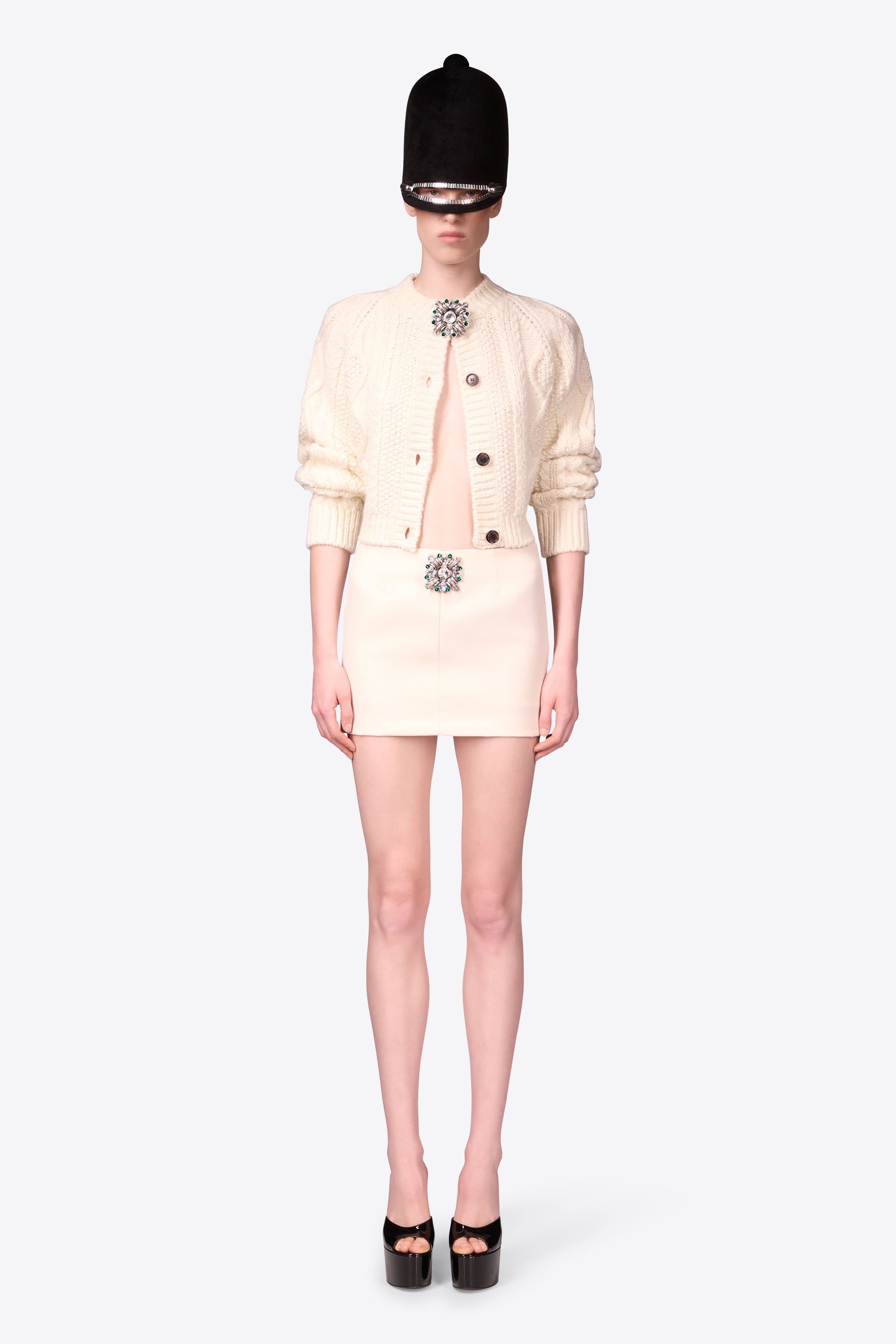 CRYSTAL BROOCH CROPPED CARDIGAN - 3
