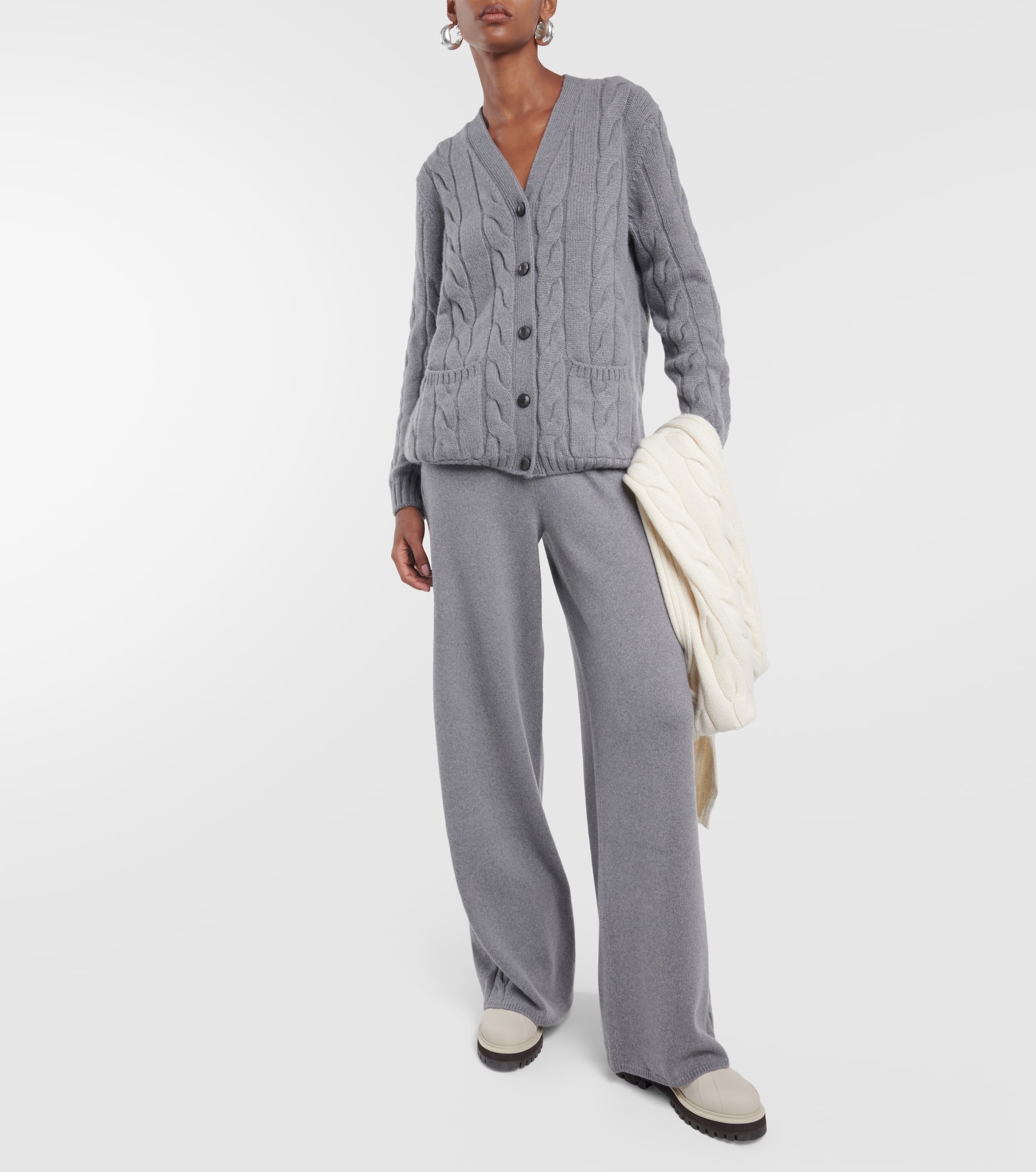 Napier cable-knit cashmere cardigan - 2