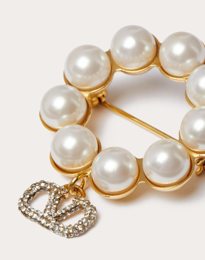 Valentino VLOGO SIGNATURE METAL BROOCH WITH SWAROVSKI® CRYSTALS AND PEARLS outlook