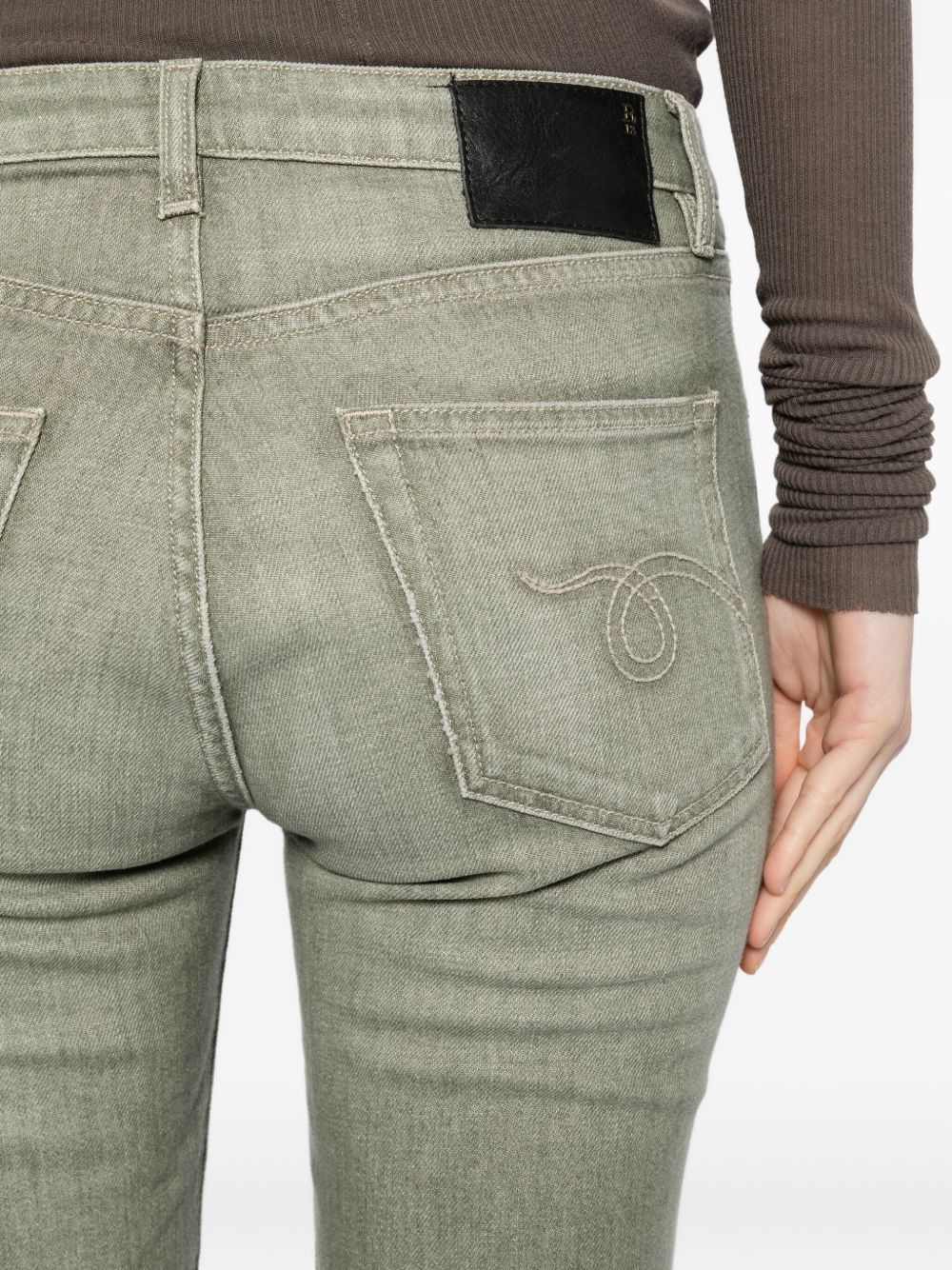 Kick Fit cropped jeans - 5