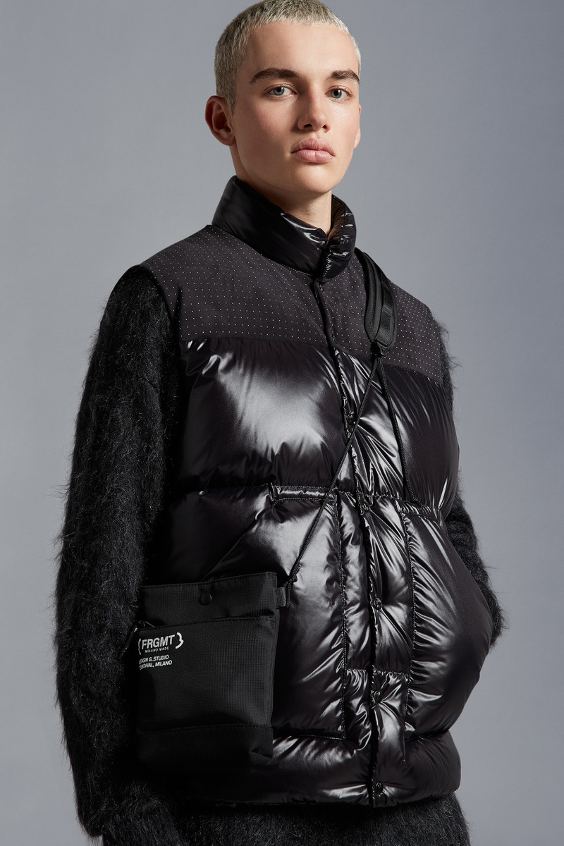 Moncler Sacoche Bucket Bag outlook
