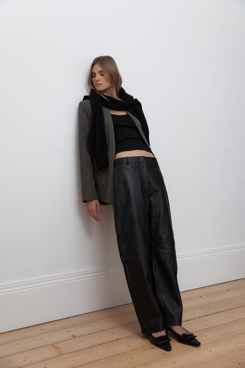 Leather Balloon Pants - Black - 11