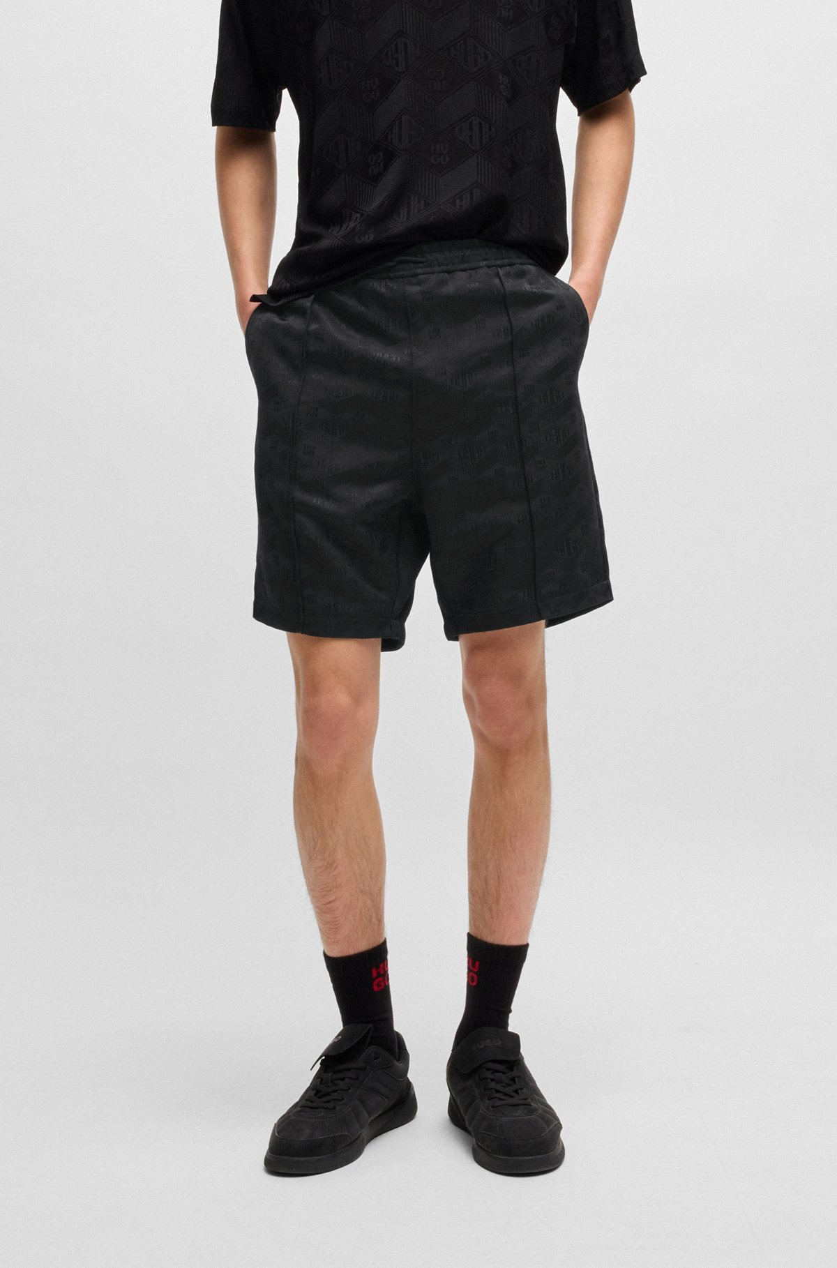 RELAXED-FIT SHORTS WITH GEOMETRIC LOGOS - 2