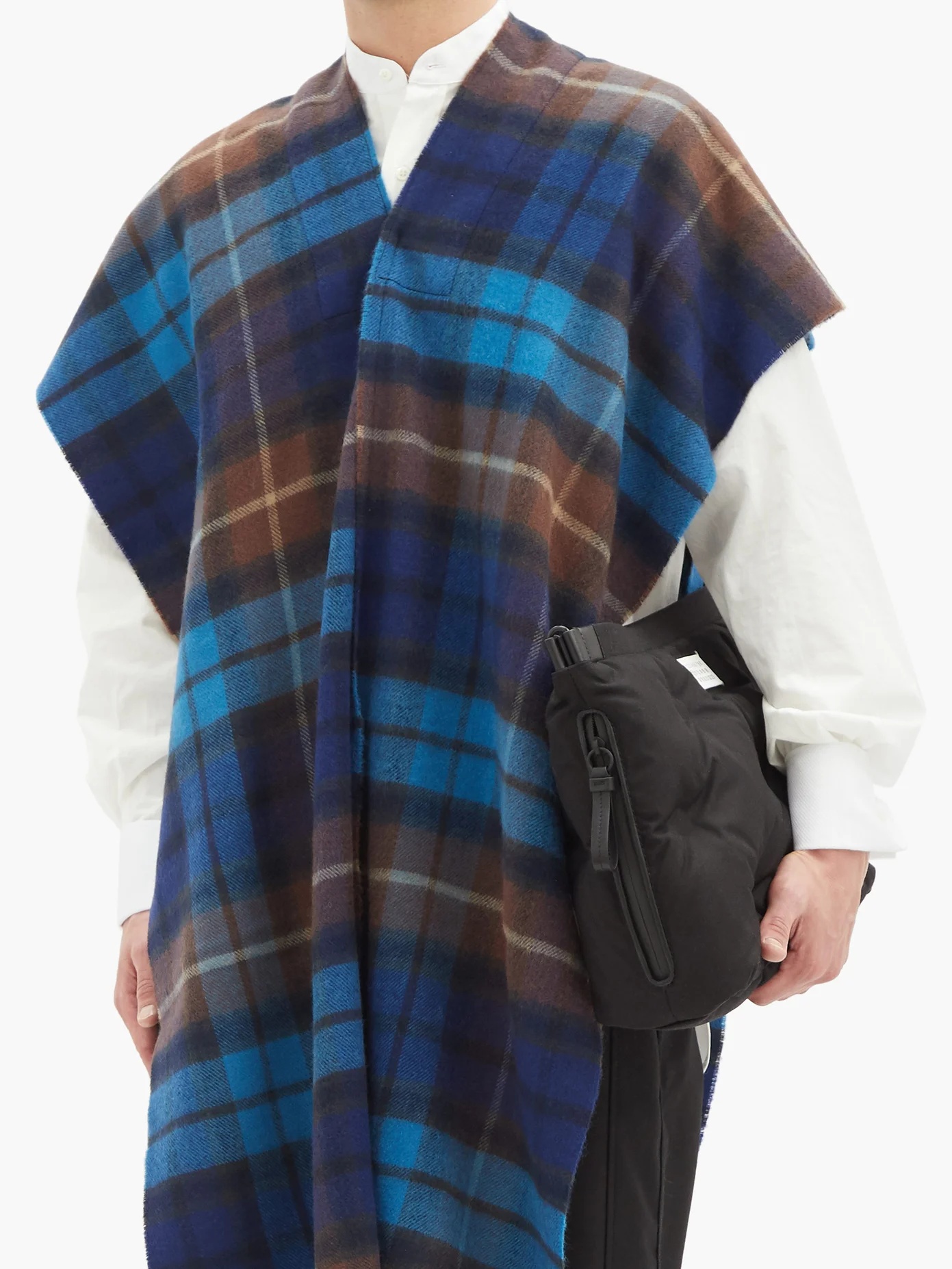 Tartan wool poncho - 6