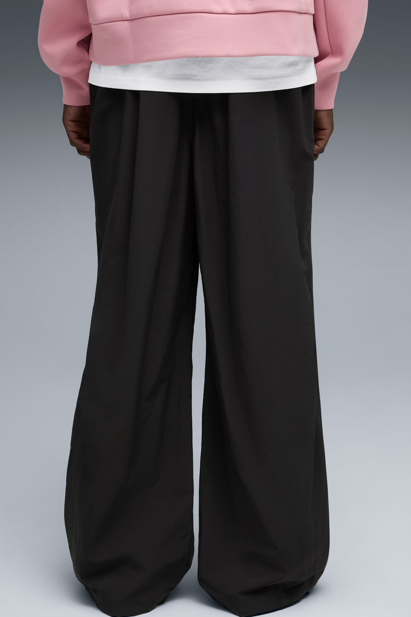 Wardrobe Essentials Parachute Pants Men - 4
