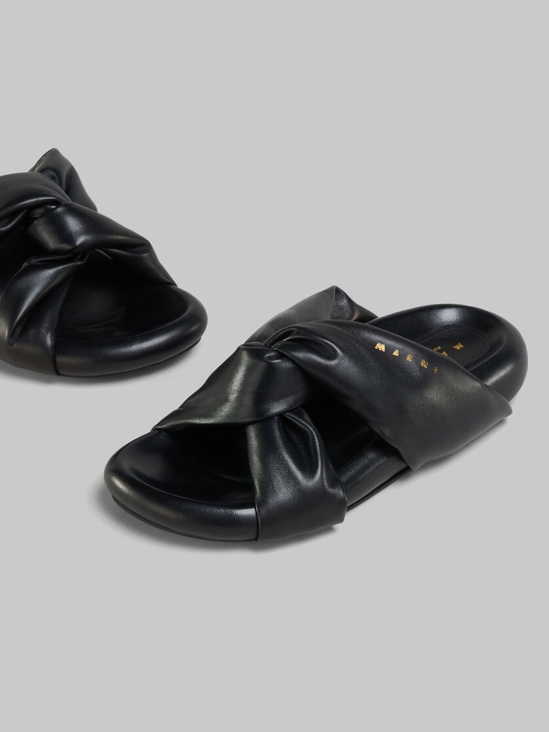 BLACK TWISTED LEATHER BUBBLE SANDAL 5