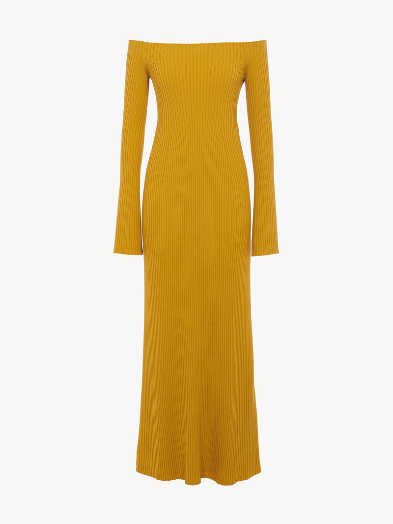 FITTED OFF-THE-SHOULDER DRESS 4