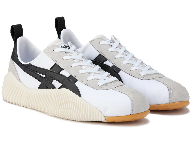 Onitsuka Tiger ACROMOUNT outlook