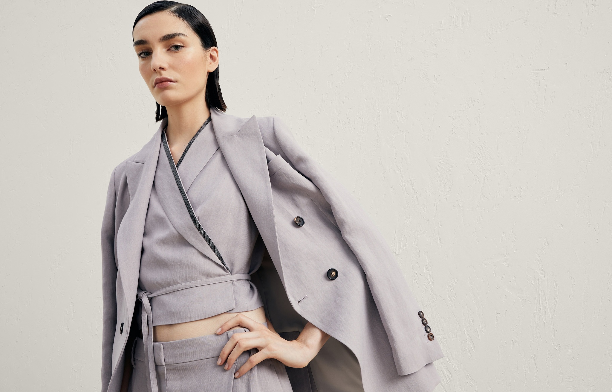 Viscose and linen fluid twill blazer with monili - 6