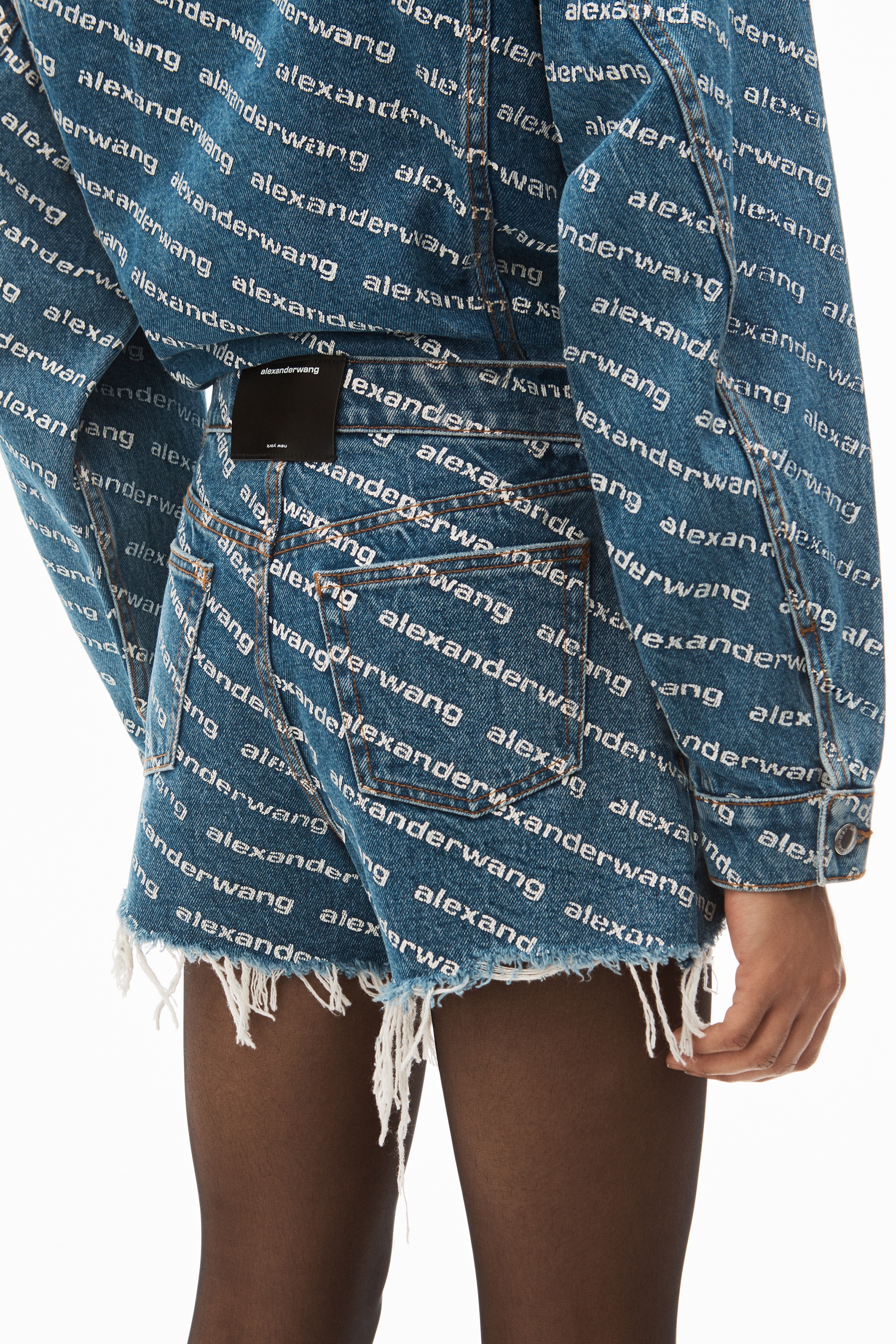 BITE LOGO SHORT IN DEEP BLUE DENIM - 6