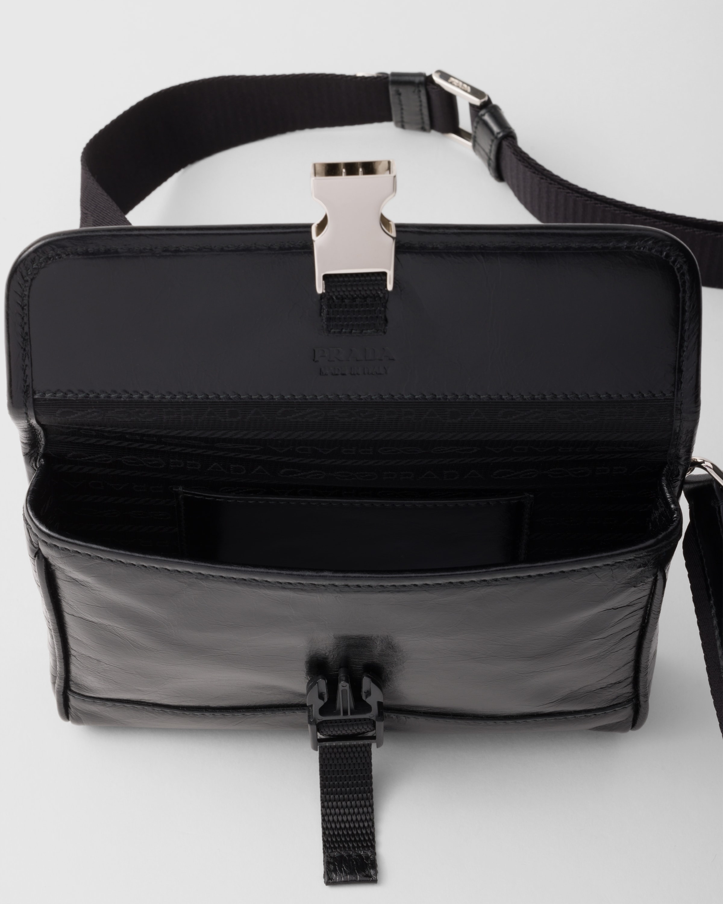 Leather smartphone case - 3