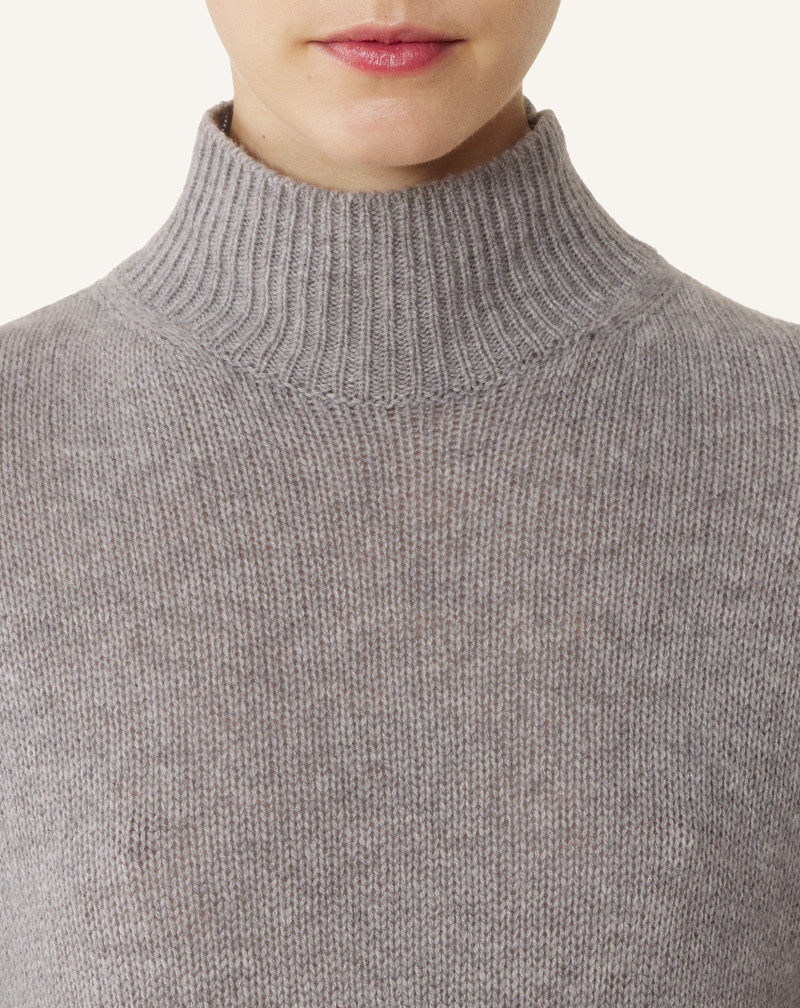 OPEN-BACK SWEATER IN CASHMERE 5