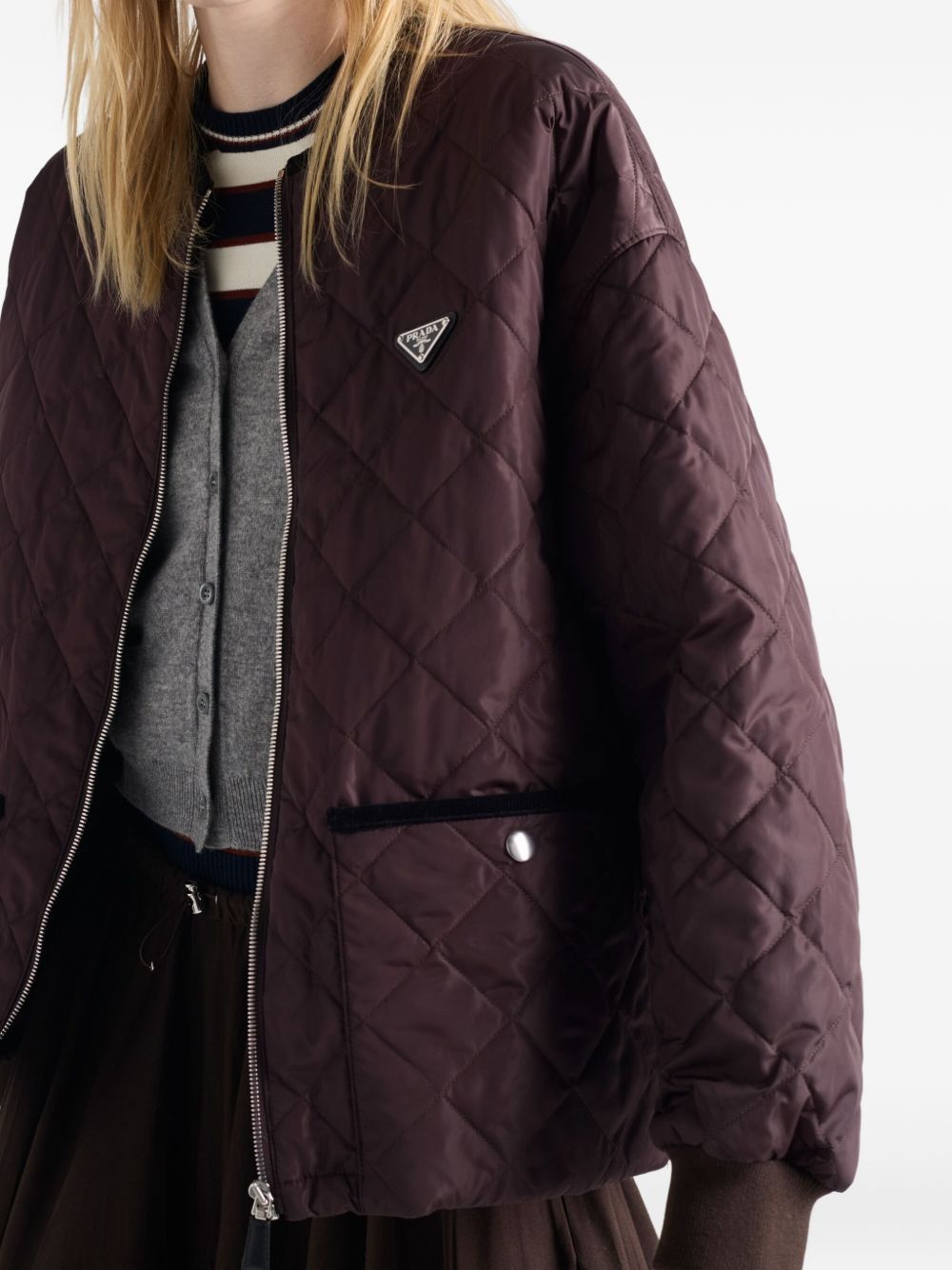 triangle-logo quilted jacket - 6