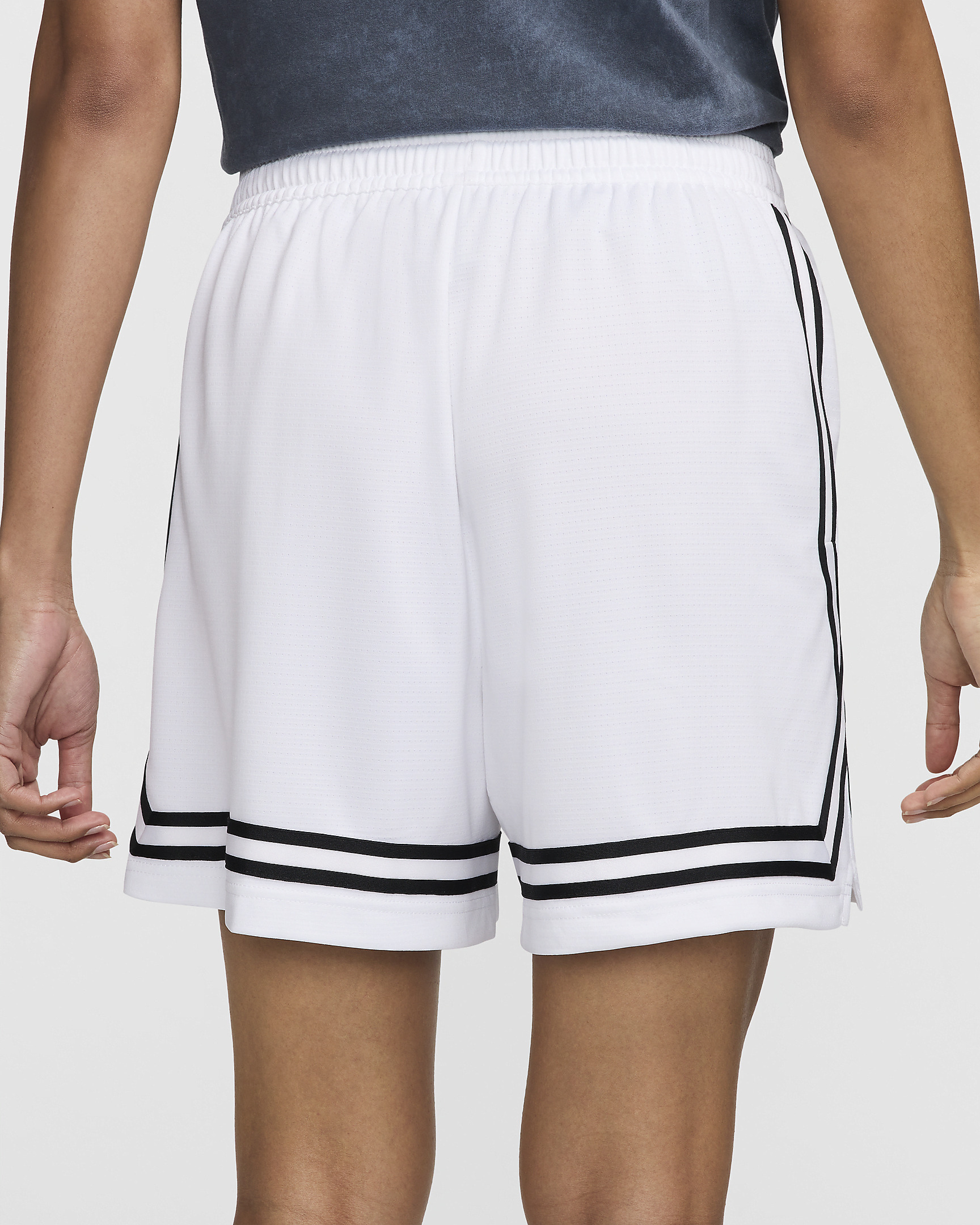 Nike Crossover Women's Dri-FIT 5" Basketball Shorts - 3