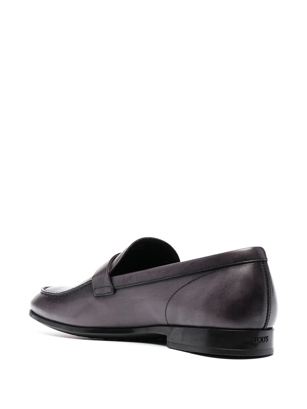 T-logo plaque loafers - 3