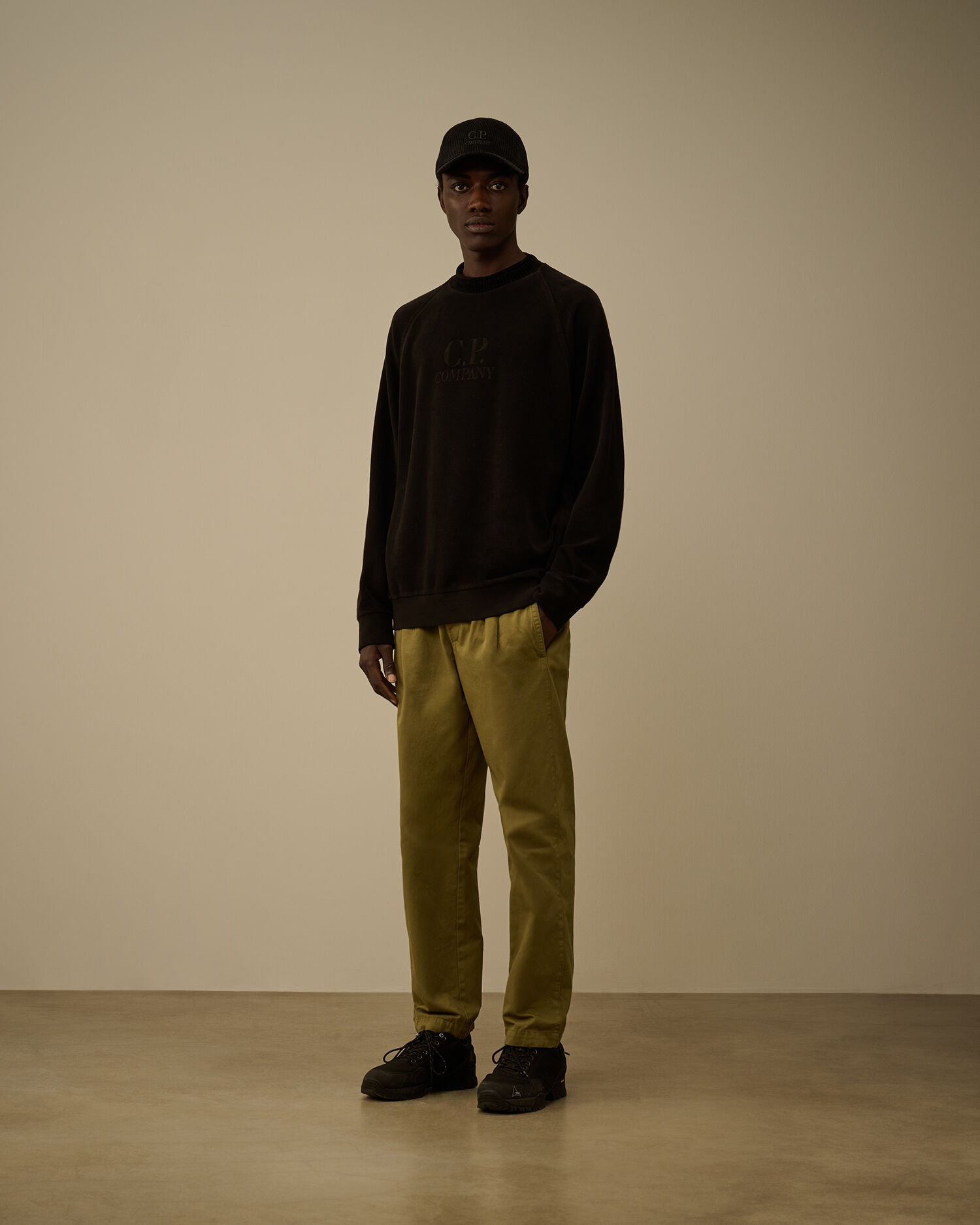Brushed Emerized Diagonal Fleece Mockneck Sweatshirt - 2