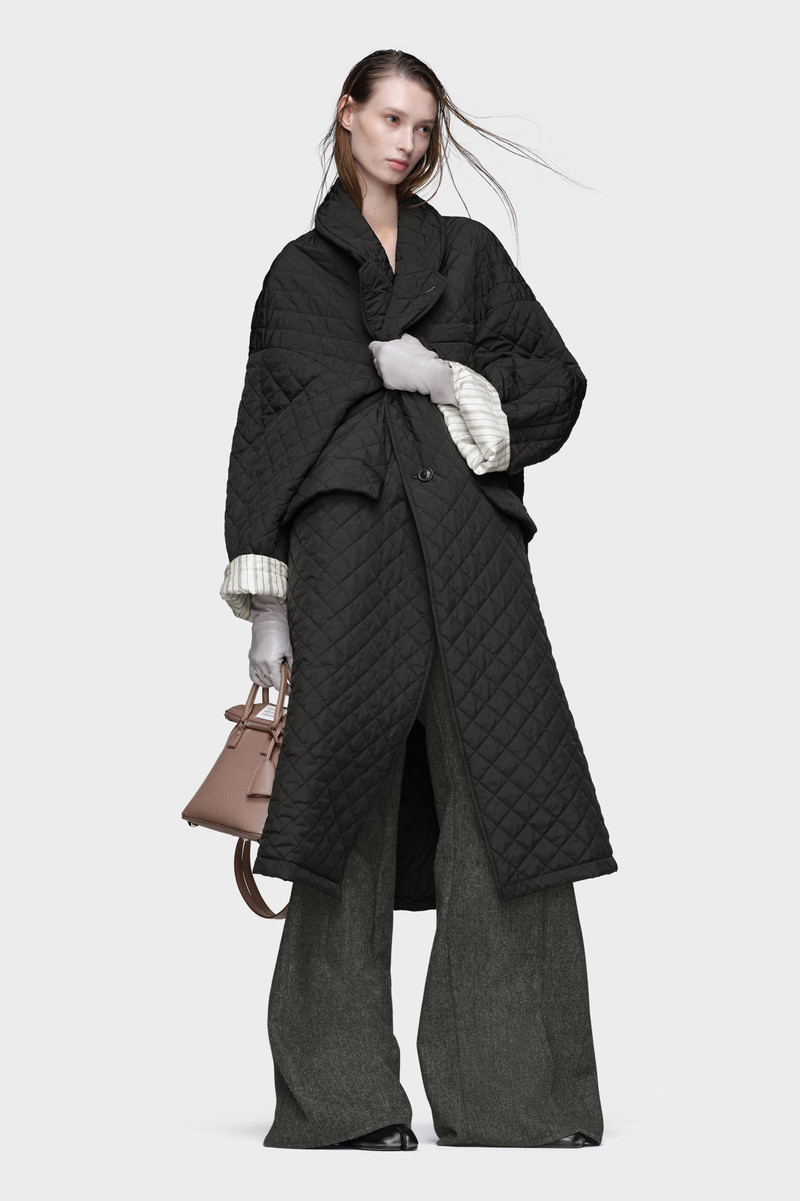 Maison Margiela Quilted coat outlook