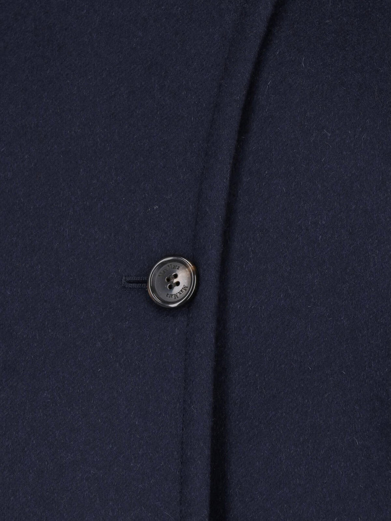 CASHMERE CAPE 4