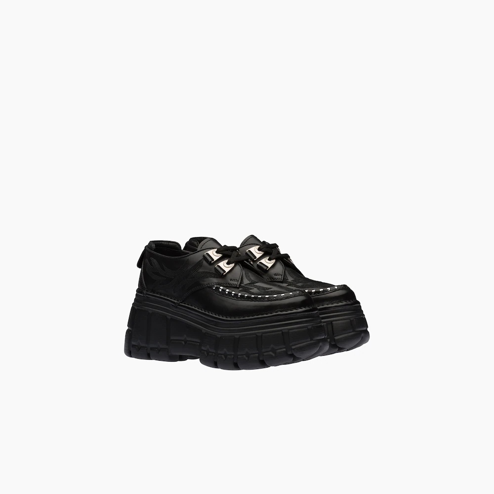 Embroidered leather lace-up shoes - 1