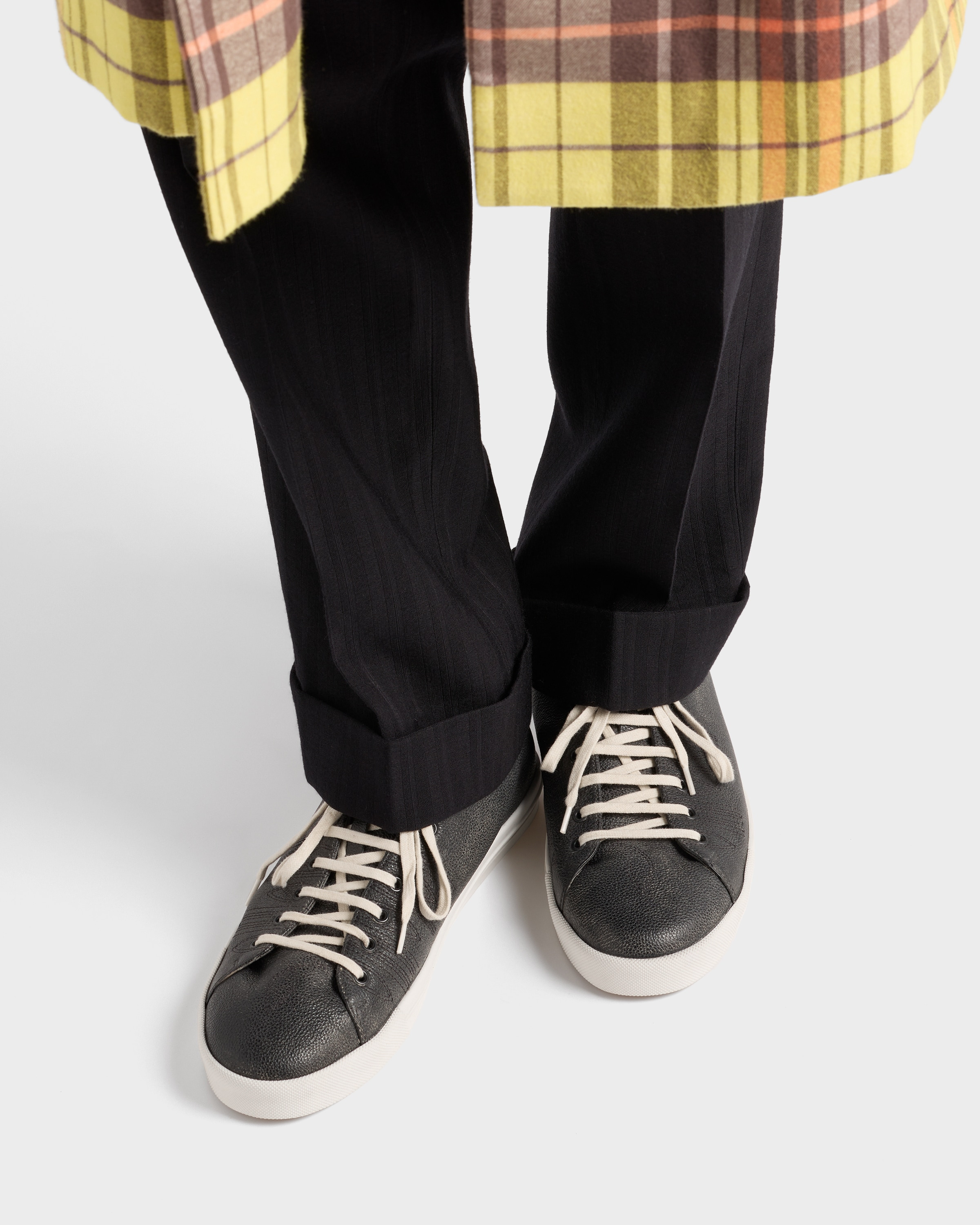 Aged-effect leather sneakers - 3