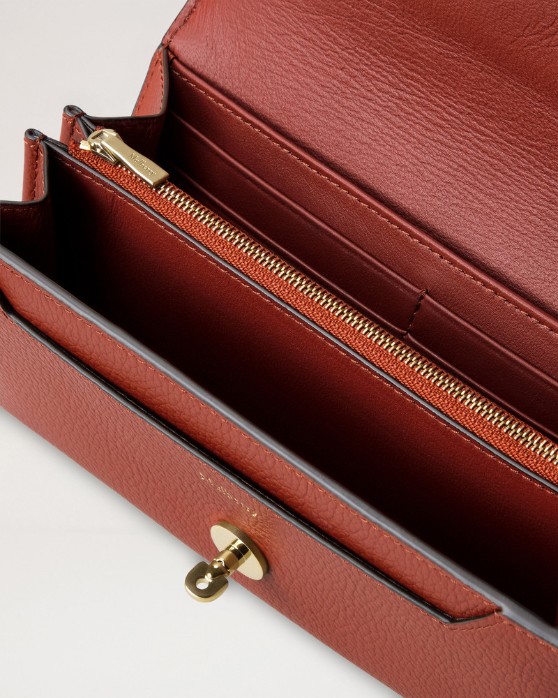 Mulberry Darley Wallet
Rust Small Classic Grain outlook