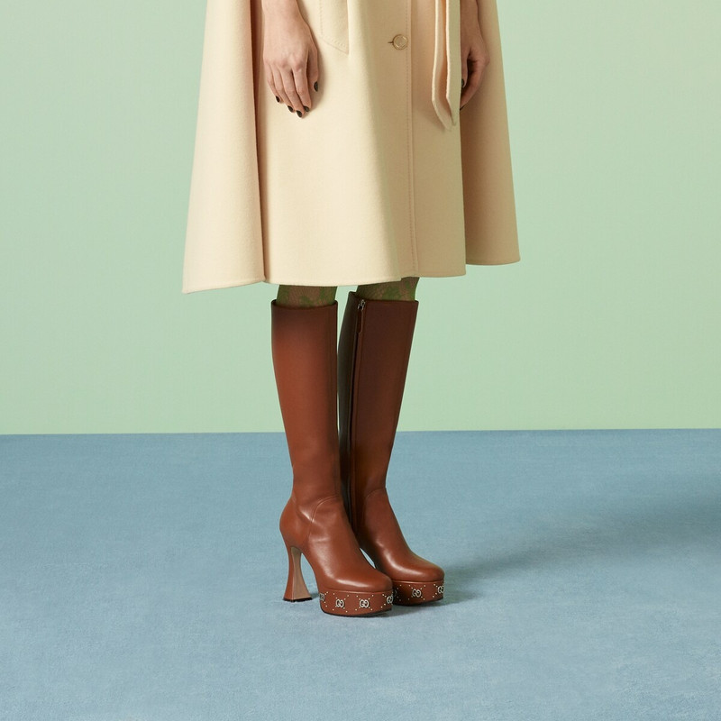 Women's platform boot 3