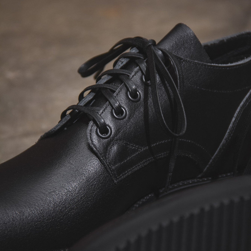 145 Oxford - Black Waxed Flesh 6