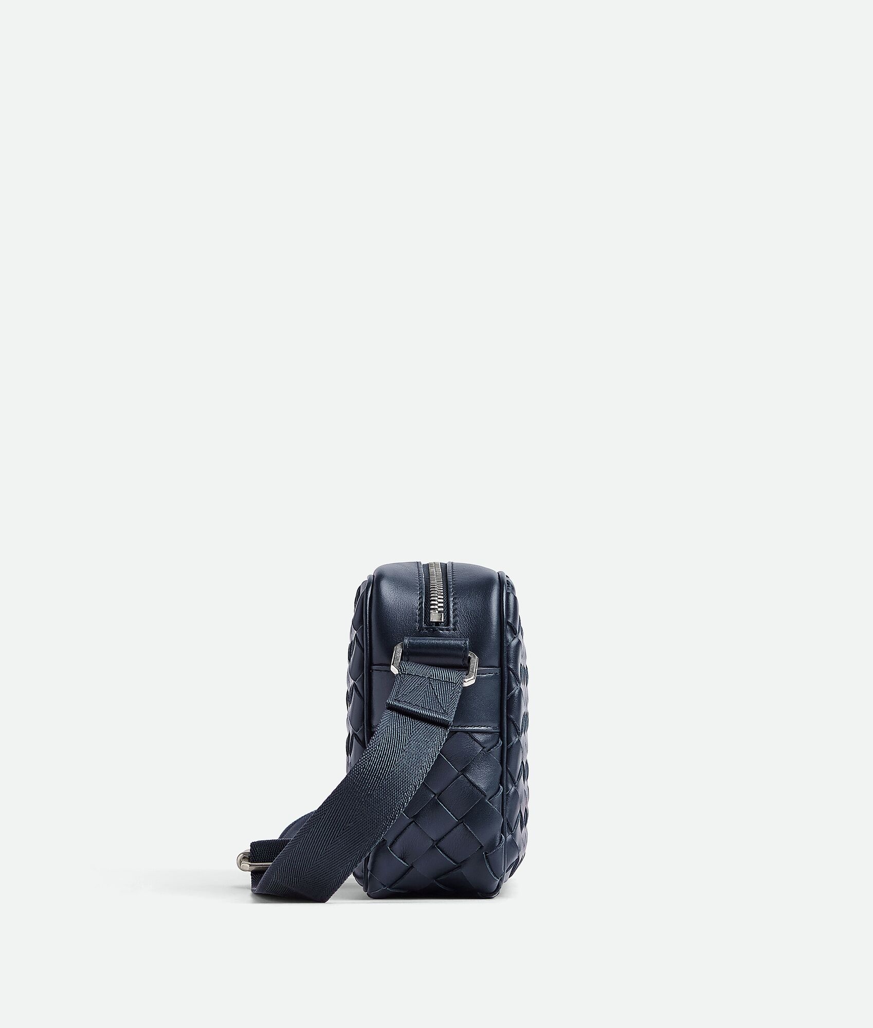 small classic intrecciato camera bag - 2