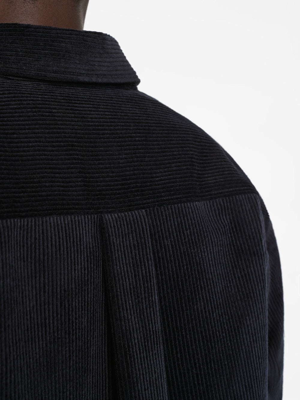 Wide Wale Corduroy Overshirt in Noir - 4