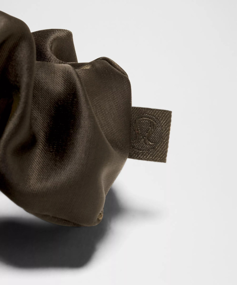 lululemon Uplifting Scrunchies Satin *3 Pack outlook