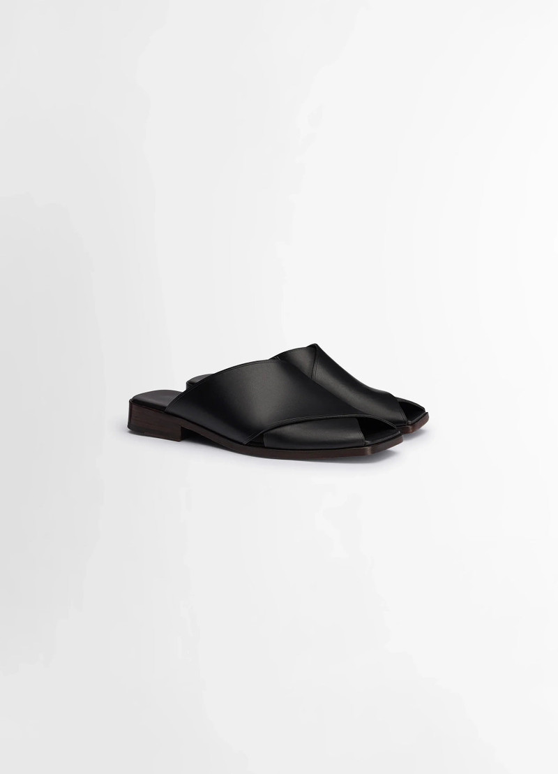 CROSS FLAT SANDALS 3