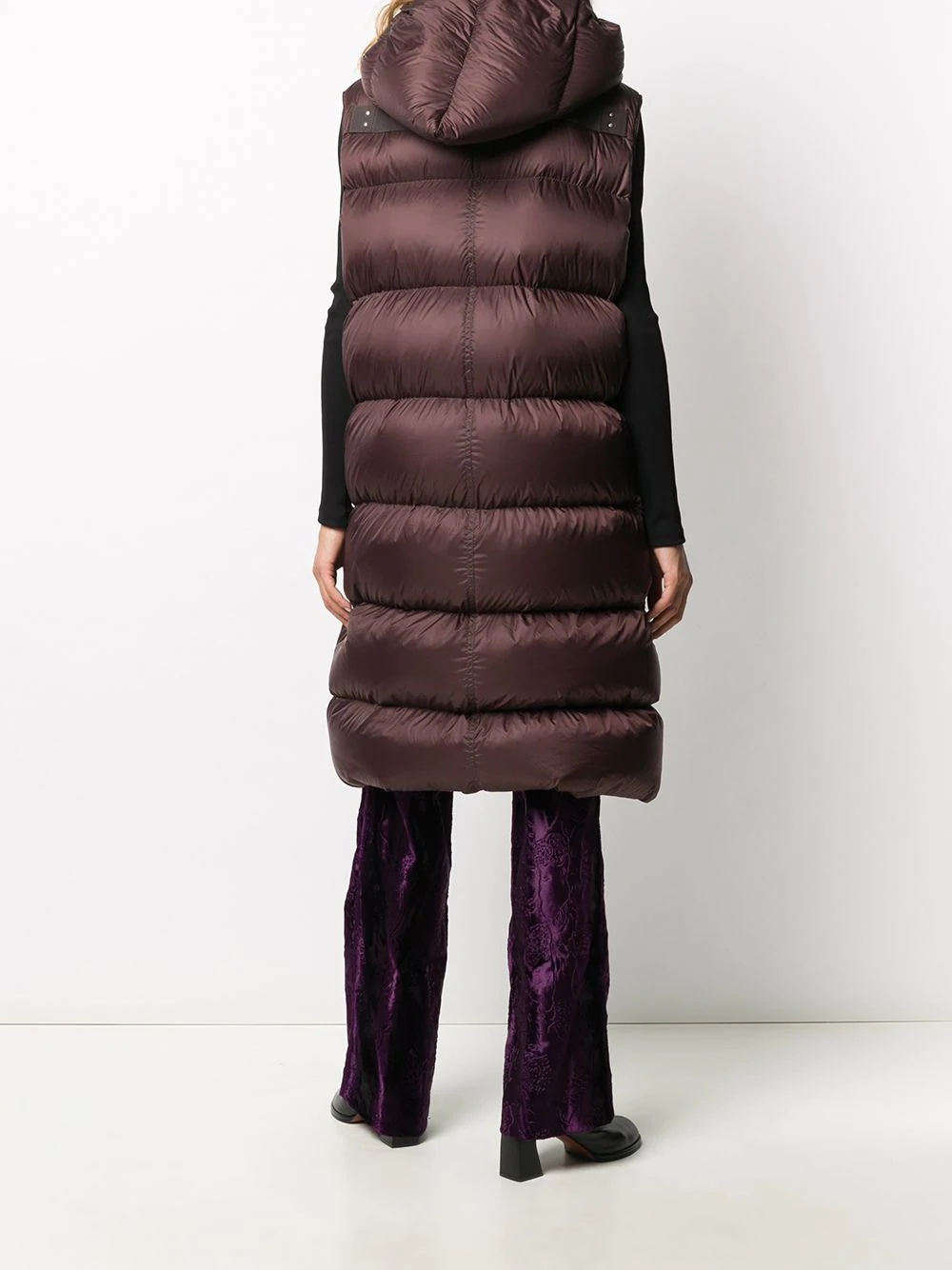 sleeveless puffer jacket - 4