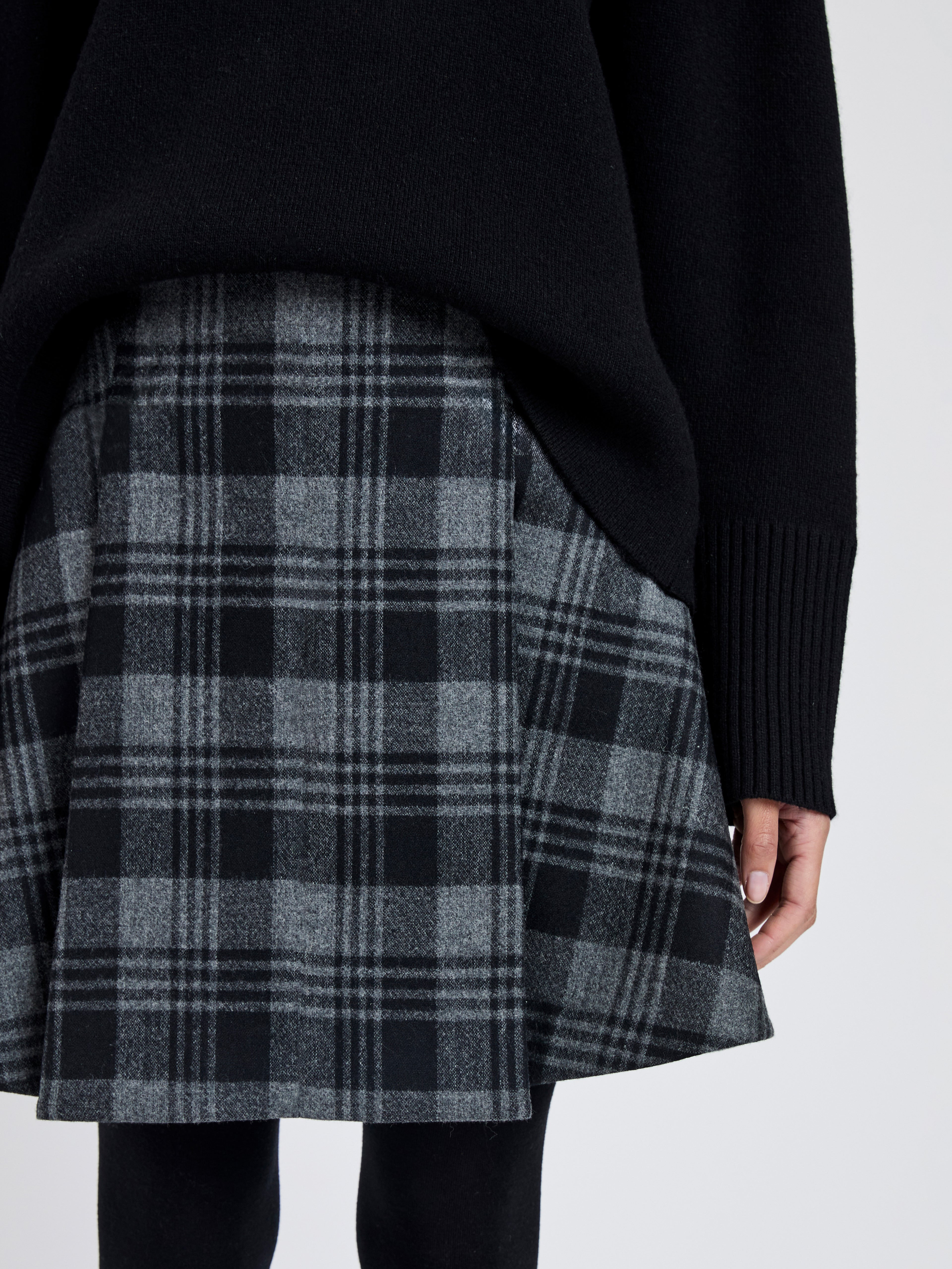 Cassia Skirt in Plaid Wool Suiting - 5