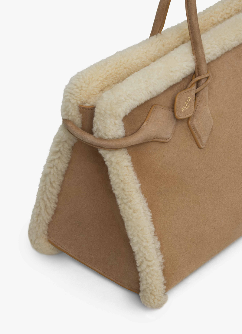 LE TECKEL TOTE BAG IN MERINO SHEARLING 4