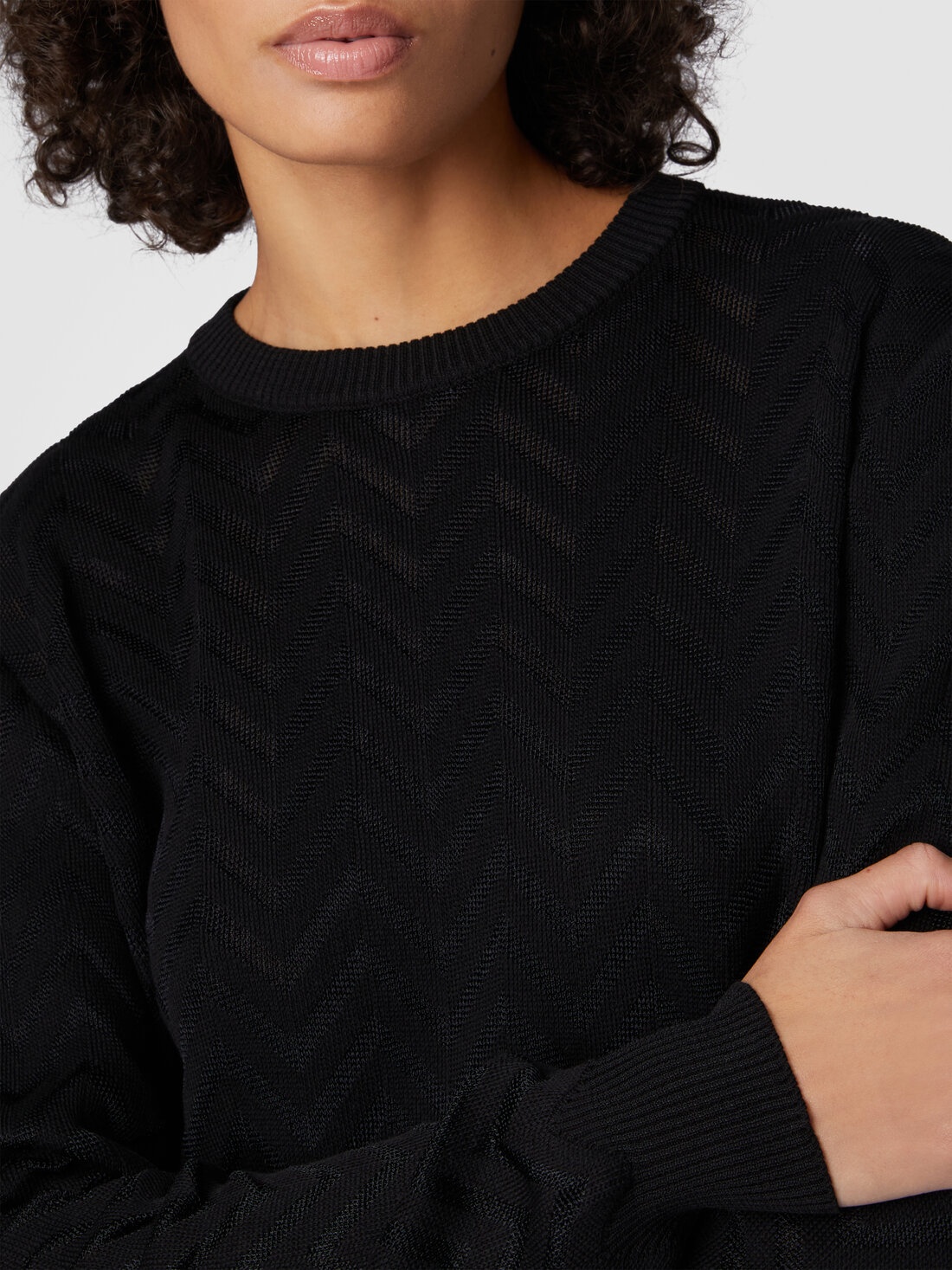 Tone-on-tone chevron crewneck sweater - 5