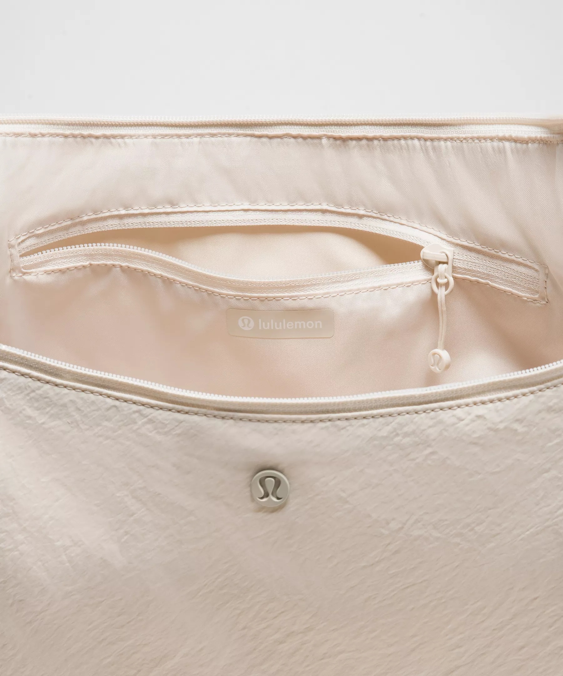 Large Slouchy Sling Bag 13L - 5
