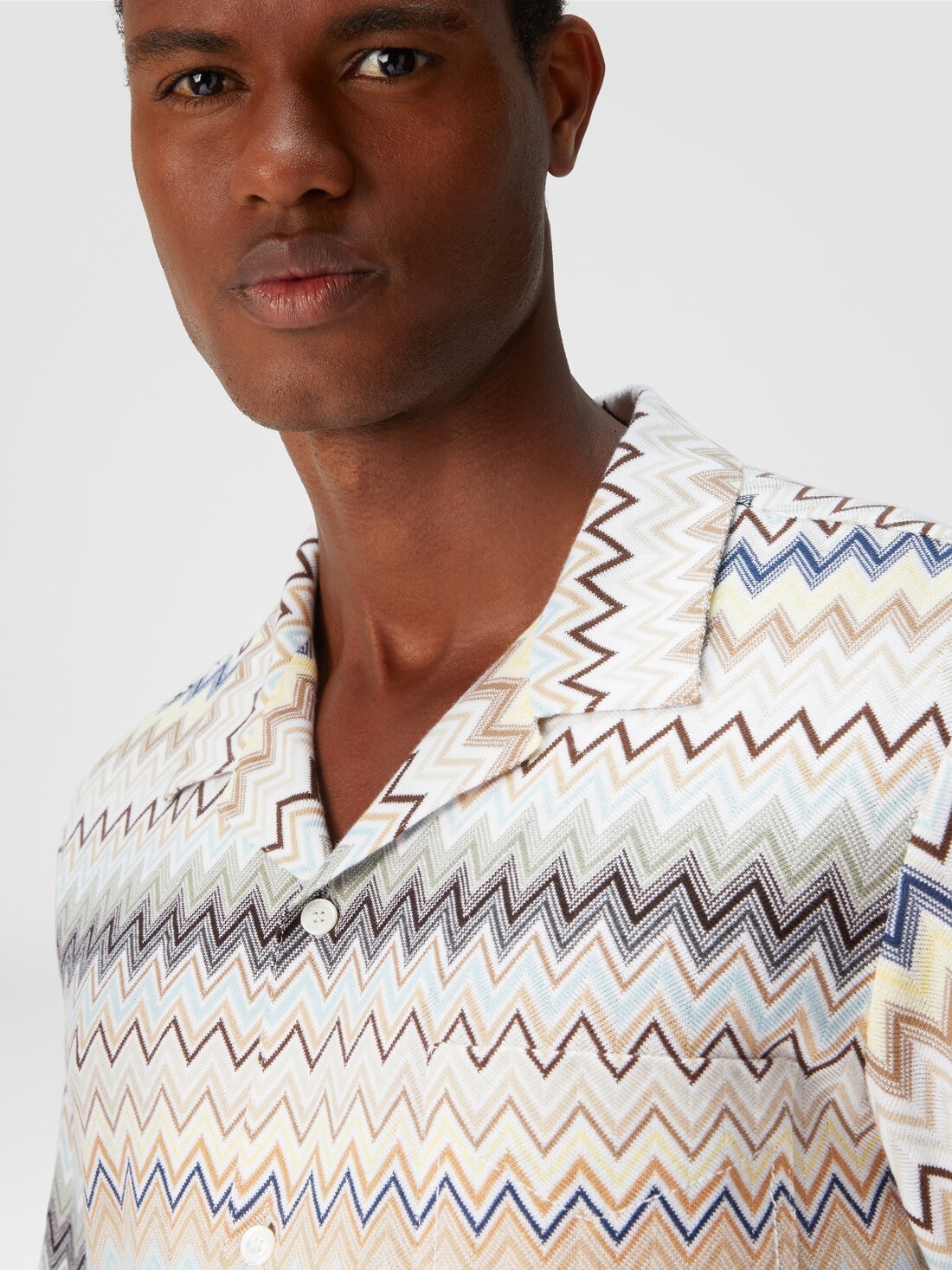 Bowling-cut shirt in zig zag cotton - 5
